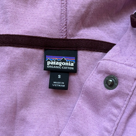 Patagonia Organic Purple Hoodie - Picture 2 of 2